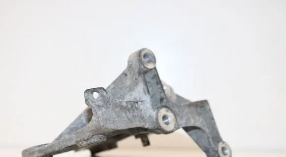 Generator/alternator bracket