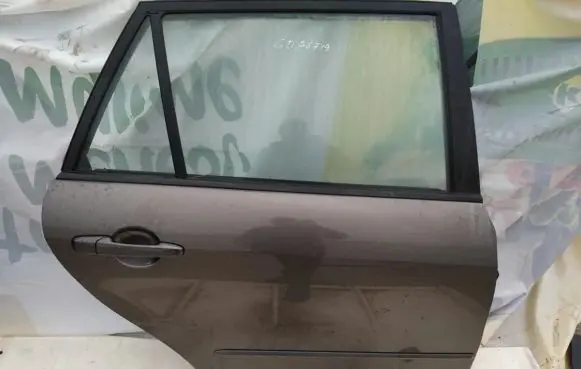 Mazda 6 Rear door