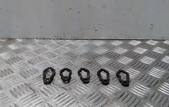 Volvo S80 Fuel Injector clamp holder