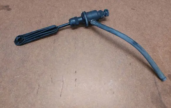 Renault Laguna III Clutch slave cylinder 306100009R