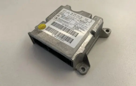 Peugeot 508 Airbag control unit/module 9677910680 A2C53323336