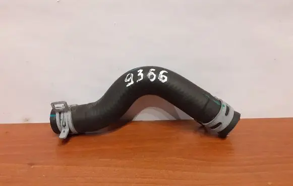 Volvo XC40 Engine coolant pipe/hose 9366 8888809569