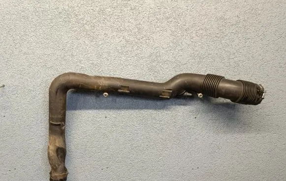 Land Rover Range Rover Sport L320 Intercooler hose/pipe AH227990AB 1038110S02