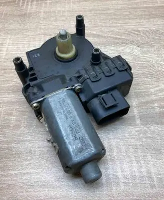 Audi A6 S6 C4 4A Rear door window regulator motor 0130821784 1703008041
