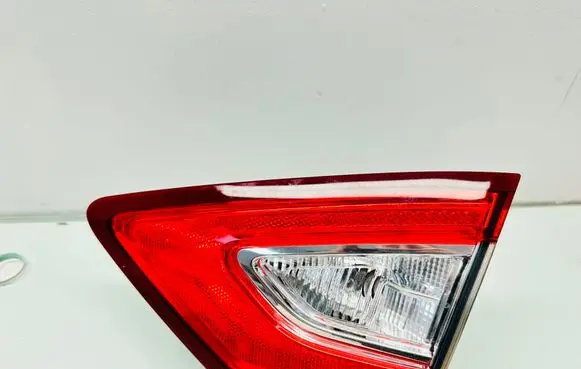 Ford Fusion II Tailgate rear/tail lights F00HTF405609 DS7313A602AF 080815C