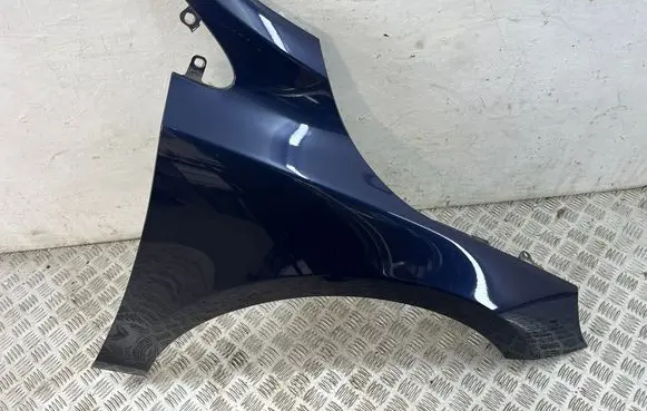 Volvo V40 Fender