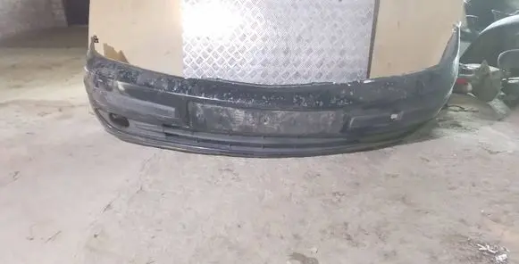 Renault Laguna II Front bumper
