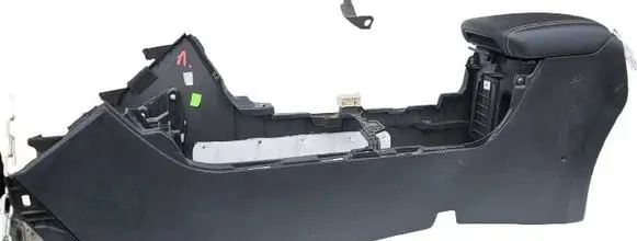 KIA Sportage Center console 84611-f1200