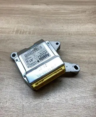 Renault Espace IV Airbag control unit/module 8200687758 605487700