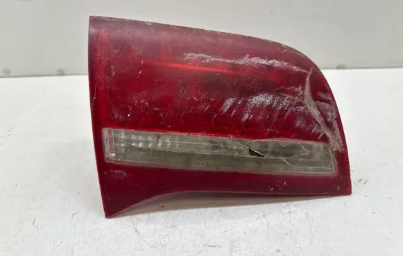 Audi A6 S6 C6 4F Tailgate rear/tail lights 4F9945093E