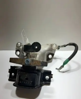 Honda HR-V Gearbox mounting bracket