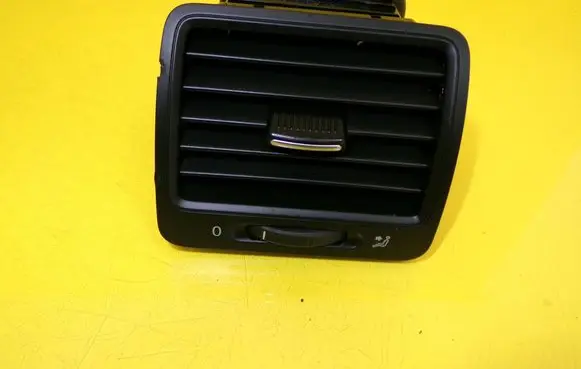 Volkswagen Golf V Dashboard side air vent grill/cover trim 1K0819704