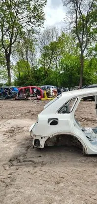 Audi Q3 8U Rear quarter panel 150121