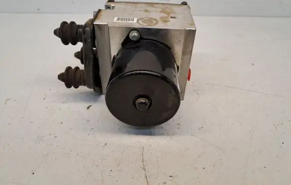 Volkswagen PASSAT B6 ABS Pump 16705705F3C0614109P