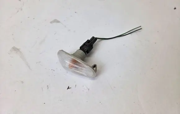 Saab 9-3 Ver2 Front fender indicator light 12777318