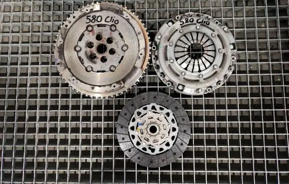 Renault Clio V Clutch set kit 123103126R41 123103126R