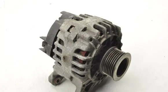 Renault Clio III Generator/alternator 8200654541