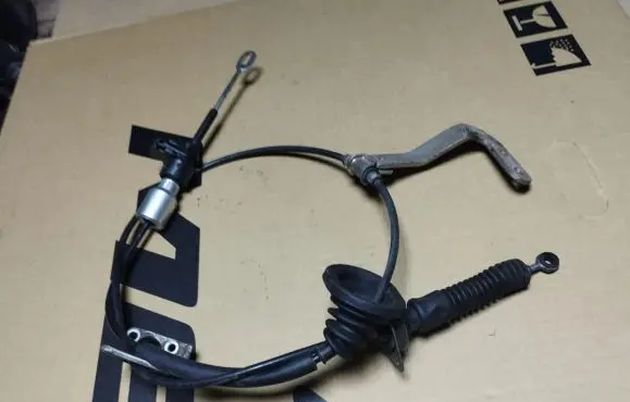 Acura MDX II Gear shift cable linkage