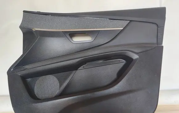 Peugeot 3008 II Front door card panel trim 9810511477 9815749777 00226052