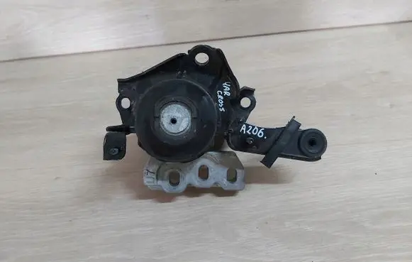 Toyota Yaris Cross Engine mount vacuum valve 