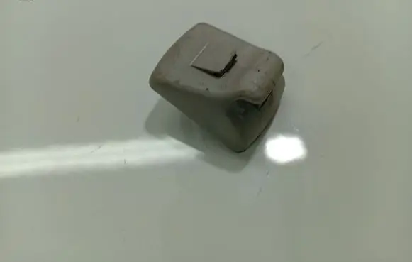 Sun visor clip/hook/bracket