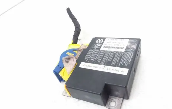 Volkswagen Polo IV 9N3 Airbag control unit/module 6Q0909601F
