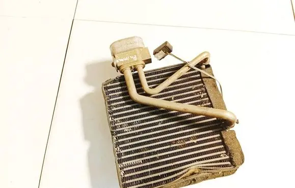 Nissan Primera A/C cooling radiator (condenser) 
