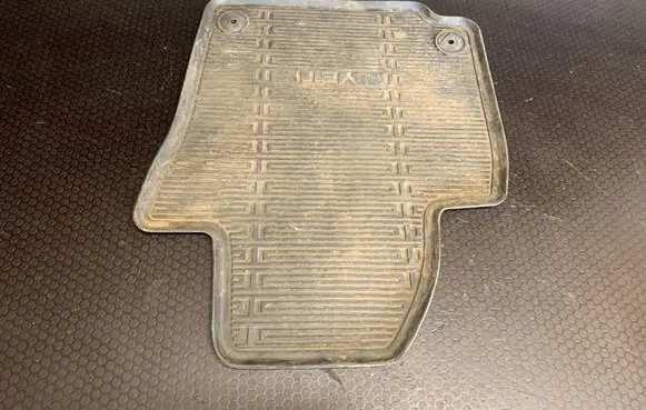 Skoda Yeti (5L) Car floor mat set 5L0862451A 6L1061550B 71061550