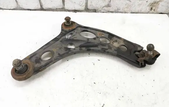 Nissan Primastar Front lower control arm/wishbone 93853465 853465