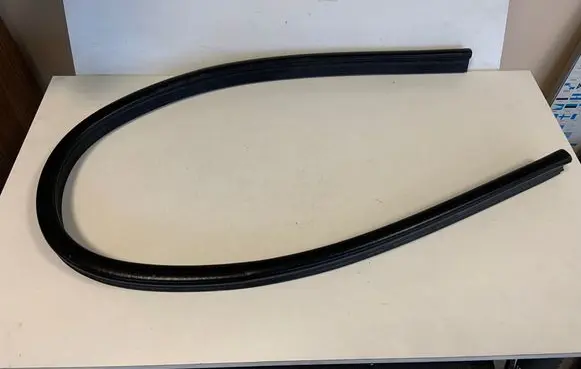 Audi A5 Engine compartment rubber 8W0823723A