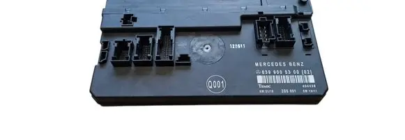 Mercedes-Benz Vito Viano W639 SAM control unit 6399005300