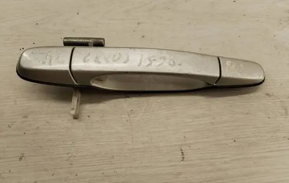 Lexus IS 200-300 Rear door exterior handle