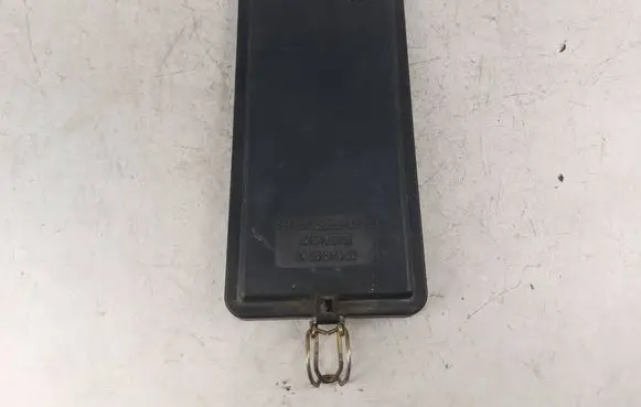 Mercedes-Benz E W124 Fuse box cover 1245400182