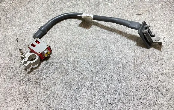 Mercedes-Benz Sprinter W906 Positive cable (battery) A9064401066