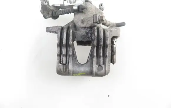 Opel Zafira A Rear brake caliper
