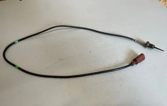 Audi A4 S4 B9 Exhaust gas temperature sensor 04L906088AB