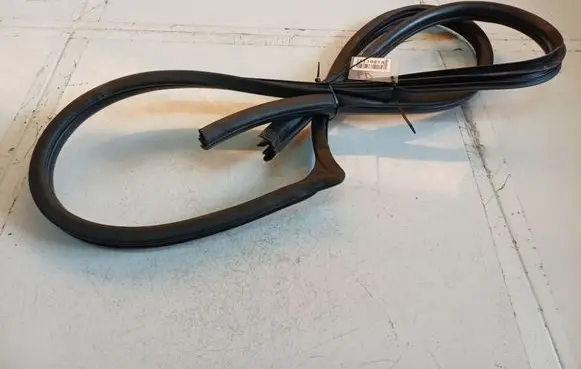 KIA Ceed Rubber seal front coupe door 