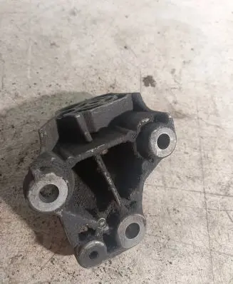 Volvo V70 Engine mounting bracket 86341232 708302