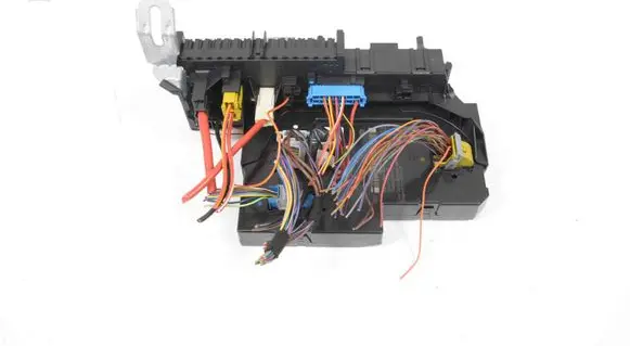 Mercedes-Benz E W212 Central body control module A2129010904 A2319025101