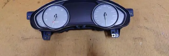Audi A6 S6 C7 4G Speedometer (instrument cluster) 4G0920930S 0263672184