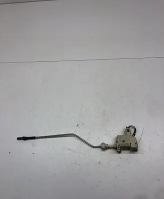 Volkswagen PASSAT B6 Fuel tank cap lock motor 3C0810773 3B0959782A