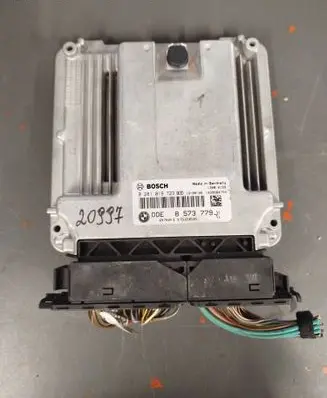BMW 3 F30 F35 F31 Engine control unit/module 8573779 0281019723