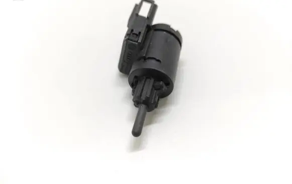Audi A4 S4 B6 8E 8H Brake pedal sensor switch 3B0945511A