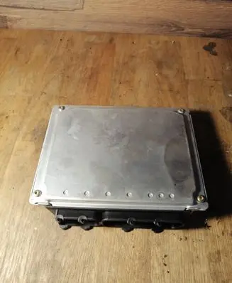 Audi A6 S6 C5 4B Engine control unit/module 4D0907551