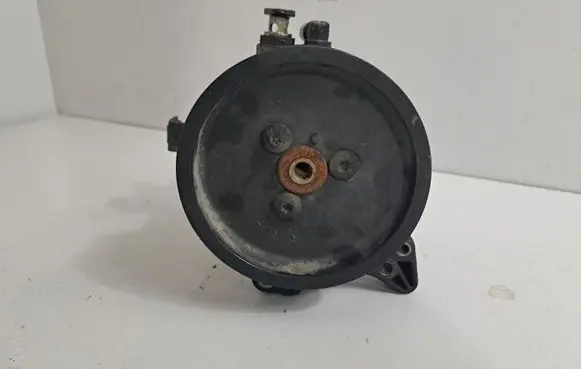 BMW 5 E60 E61 Power steering pump 6783430 7787106
