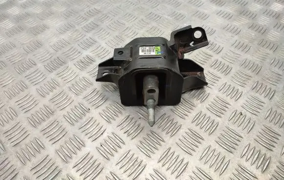 Engine mount bracket