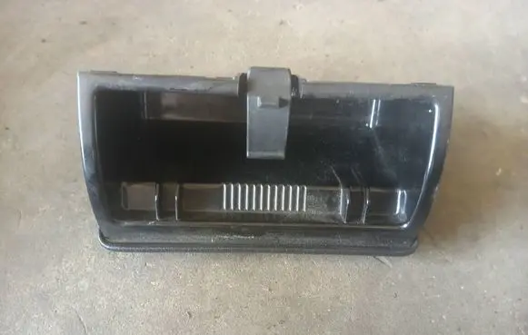 Peugeot 106 Rear door ashtray 9622162080