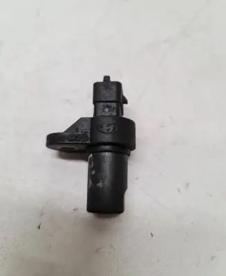 KIA Sorento Camshaft position sensor 393504A000