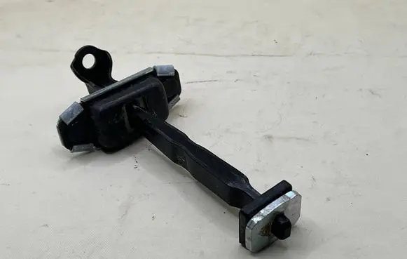 KIA Optima Rear glass lock/latch C417 794902T000