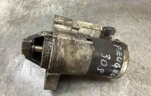Peugeot 308 Starter motor 7550017 M000T32271ZE
